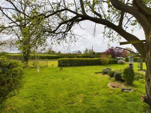 Gardens- click for photo gallery